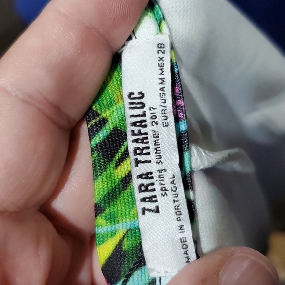 Zara Trafalgac tropical floral pattern sort sleeve multicolored dress - Picture 6 of 8